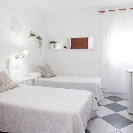 Restaurante La Giralda Guest house *